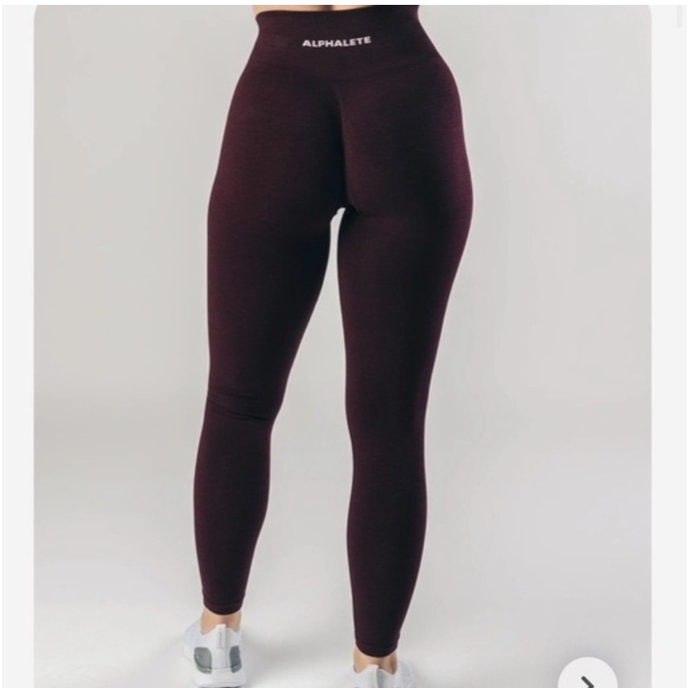 Alphalete amplify light grey size XS used worn a come times Black cherry